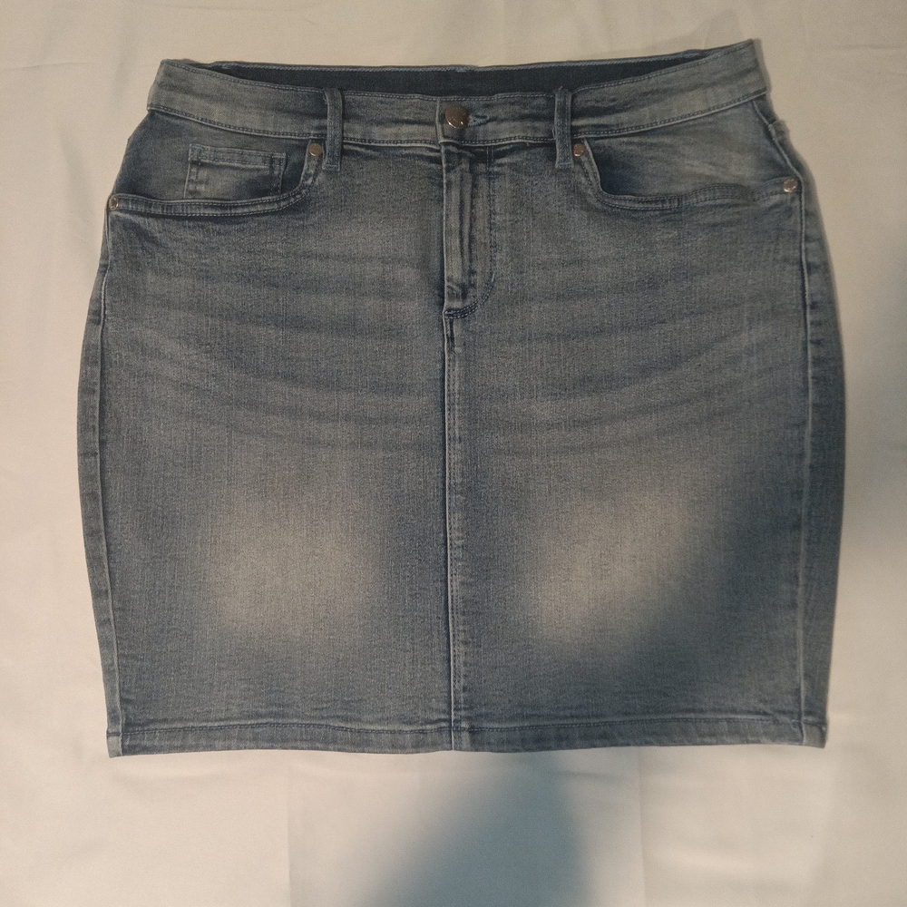 VENUS Blue Denim Pencil Skirt